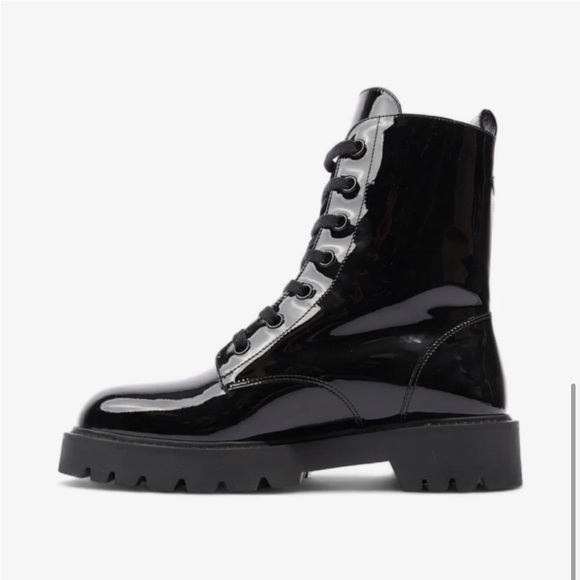 Louis Vuitton Territory Flat Ranger Boots - Picture 6 of 12